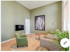 Room Engine Residence